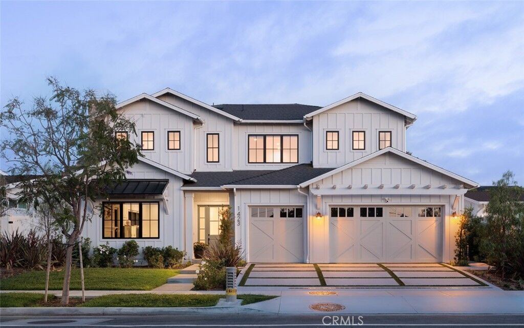 Property Photo: 1423 Mariners CA 92660