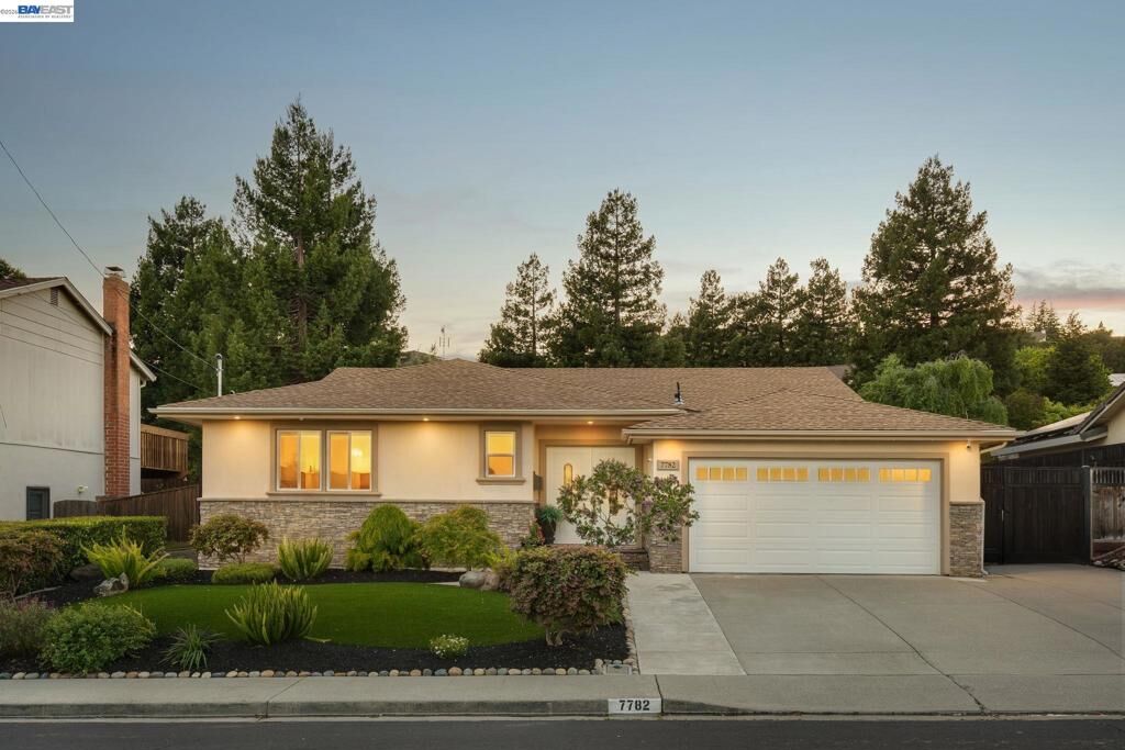 Property Photo:  7782 Castilian Rd  CA 94568 