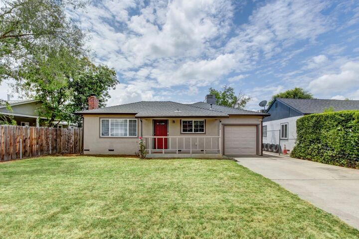 Property Photo:  2224 18th Avenue  CA 95822 
