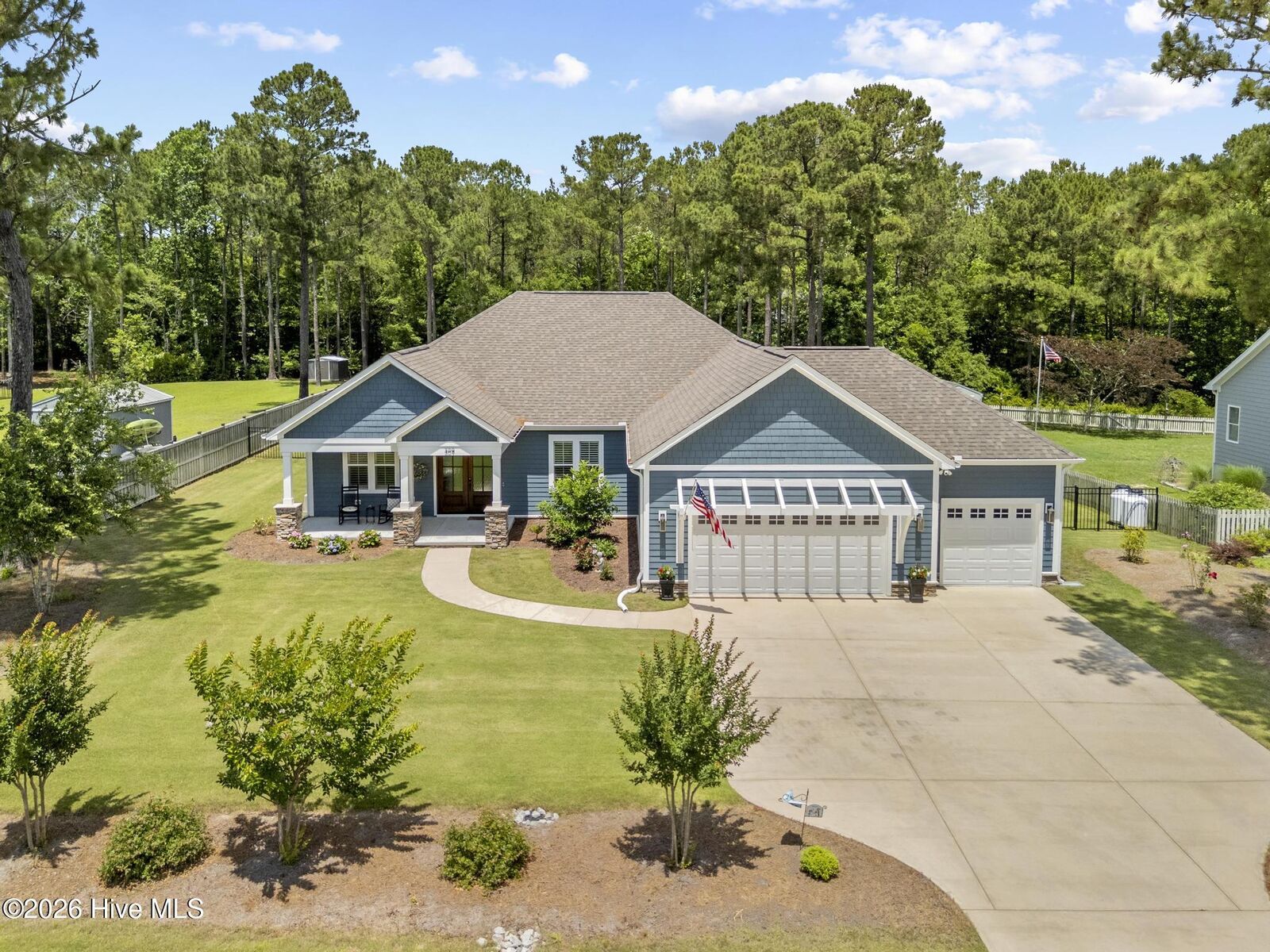 Property Photo:  309 Livingston Court  NC 28445 