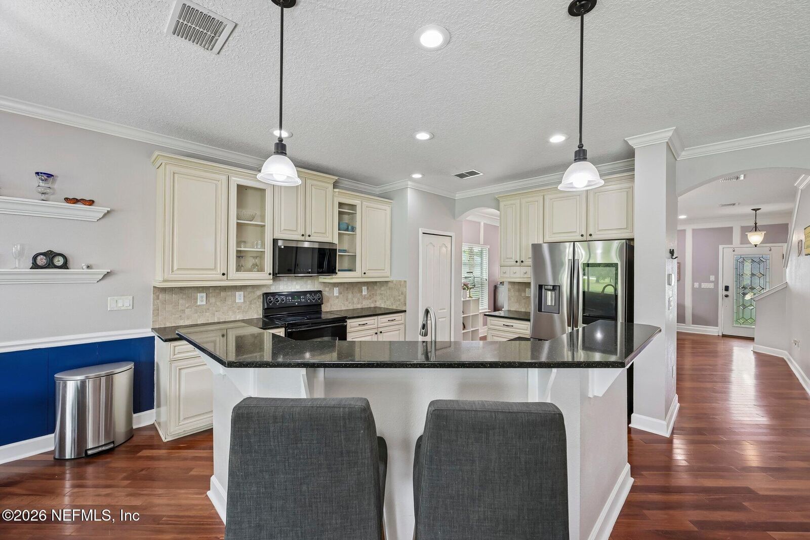 Property Photo:  1112 Pine Island Court  FL 32068 