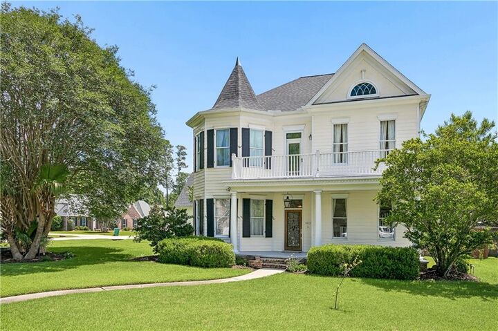 Property Photo:  1477 Woodmere Drive  LA 70471 