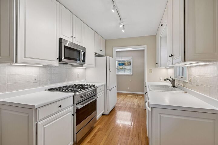 Property Photo:  6617 Naomi Drive  MN 55439 