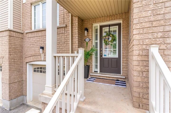 Property Photo: 7 Sirente Drive 48 ON L9A 0B4