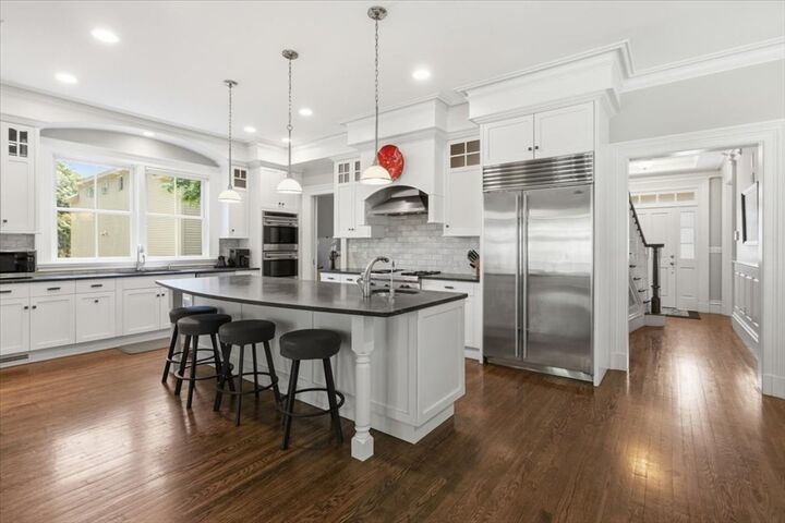 Property Photo: 7 Locust Ave MA 02421