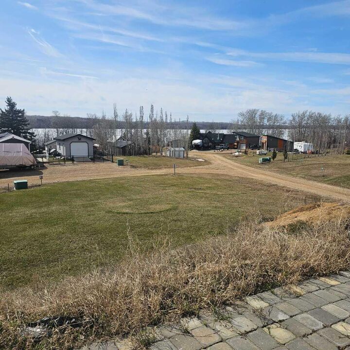 Property Photo: 65275 Range Road 114A Unit 118 AB T0A 2C2