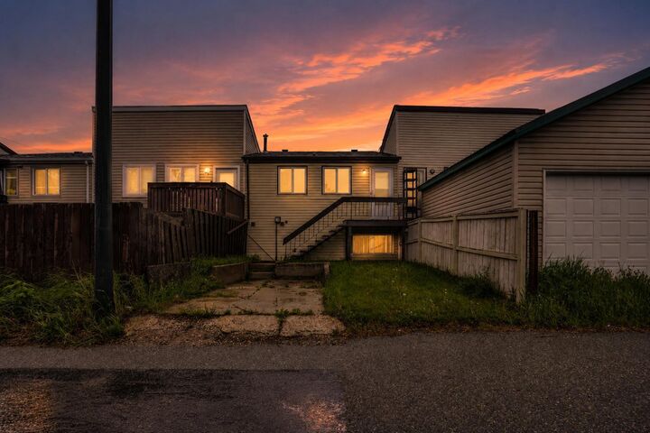 Property Photo: 1104 53C Street SE AB T2A 1W4