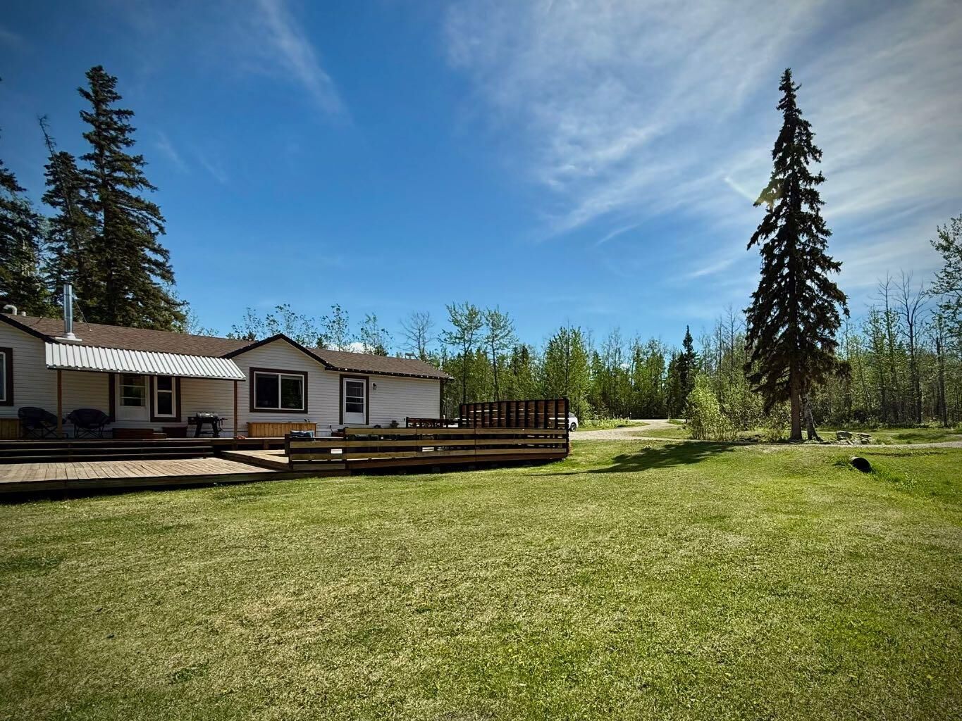 Property Photo:  85048 Twp 722  AB T0H 3S0 