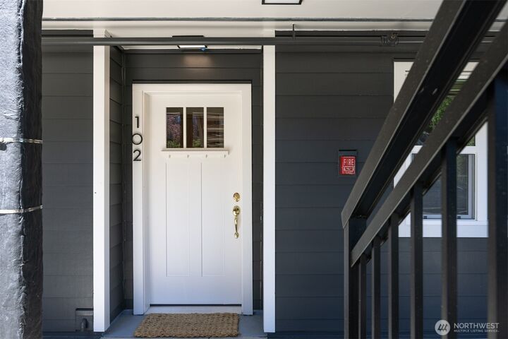 Property Photo:  705 N State Street 102  WA 98225 