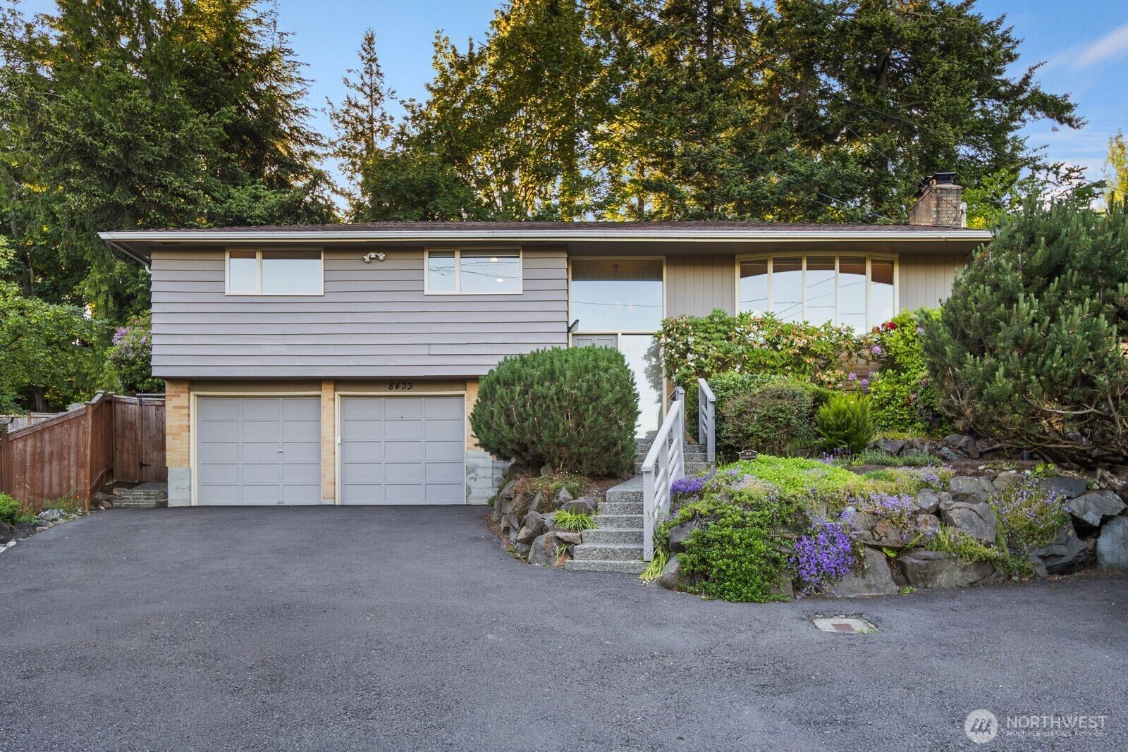 Property Photo: 8433 221st Place SW WA 98026