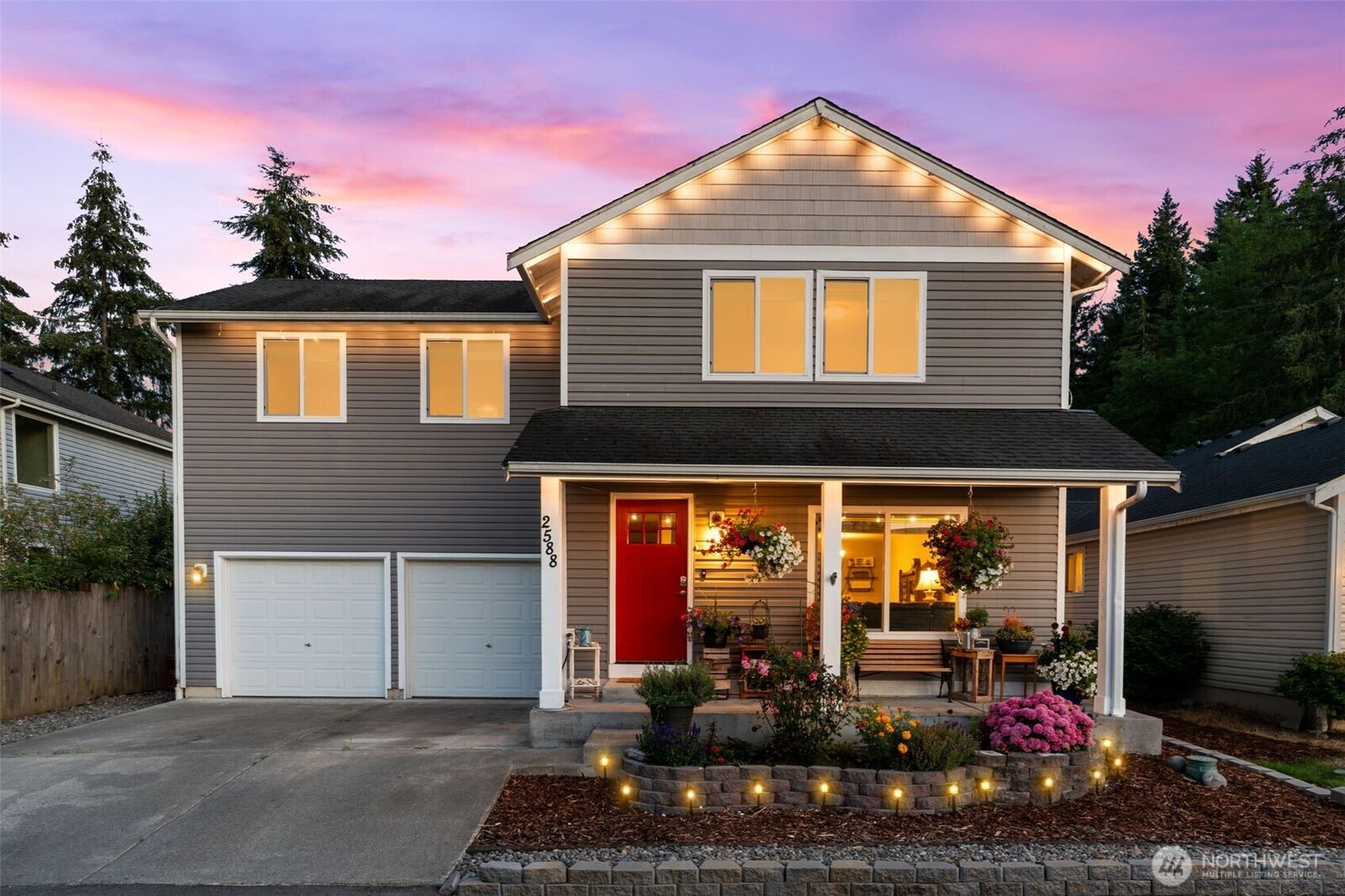 Property Photo:  2588  Kristine Court  WA 98531 
