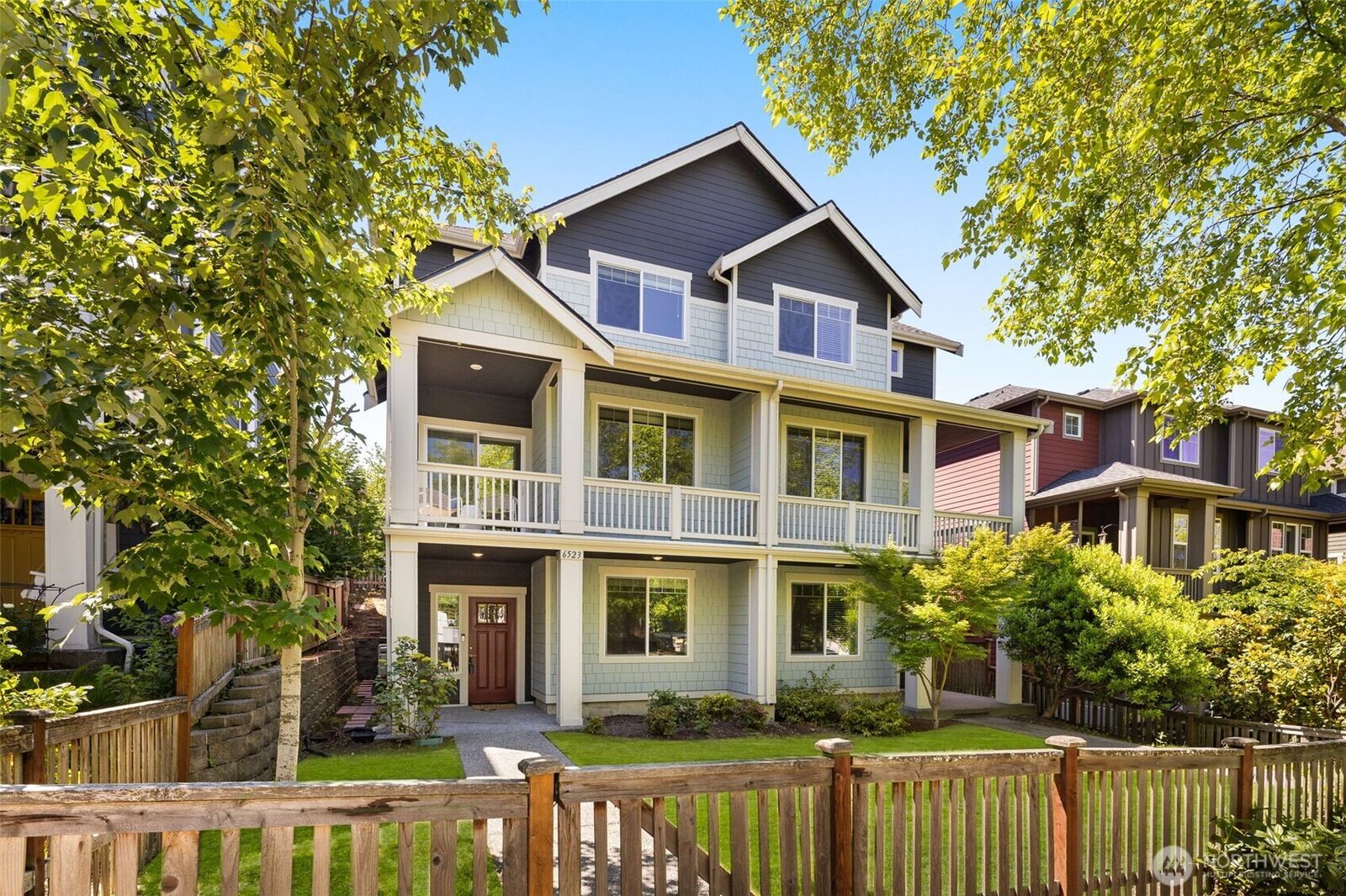 Property Photo:  6523  31st Avenue SW  WA 98126 