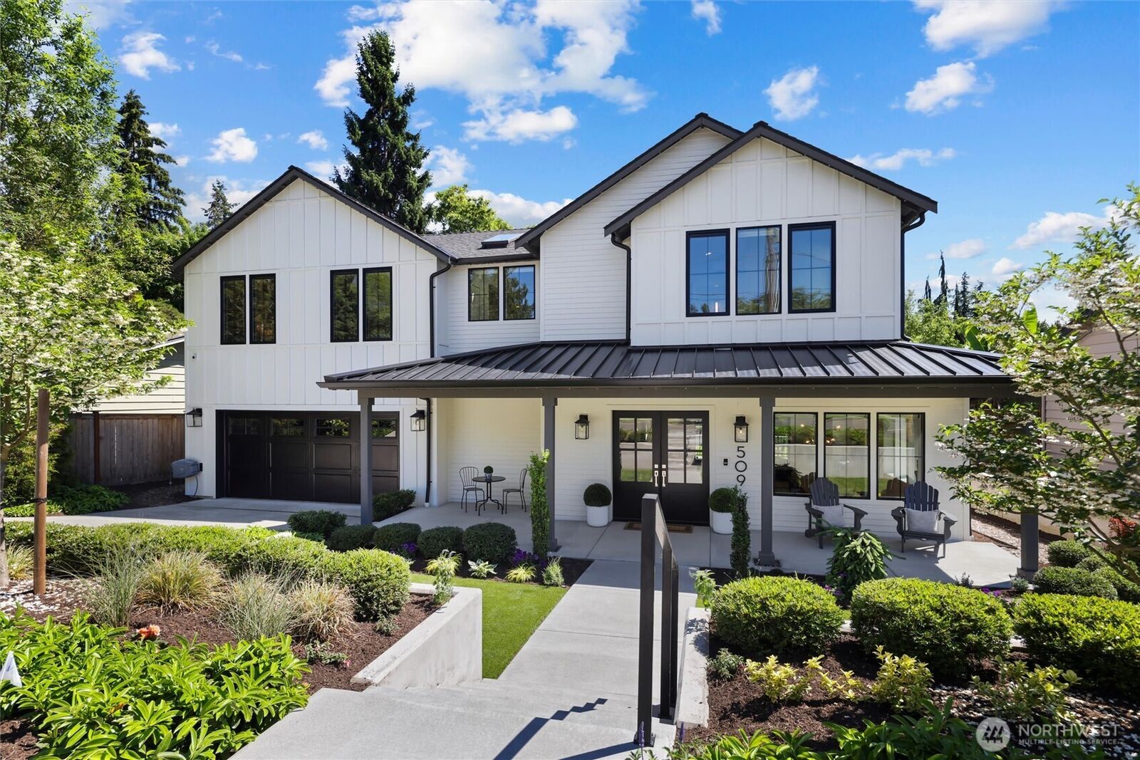 Property Photo:  509  8th Avenue  WA 98033 