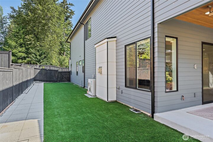 Property Photo:  11312  115th Avenue NE  WA 98033 