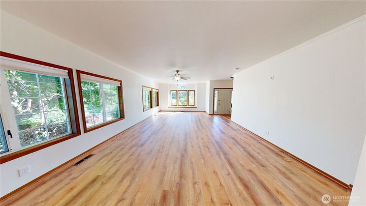 Property Photo: 715 N Waugh Road WA 98273