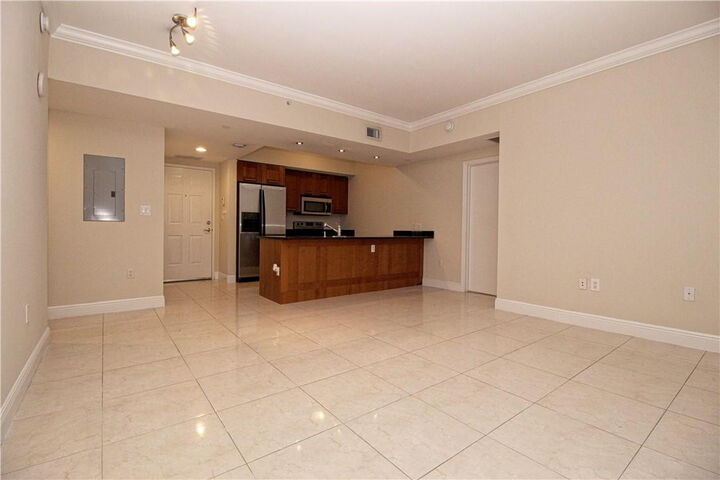 Property Photo:  4100 Salzedo Street 512  FL 33146 