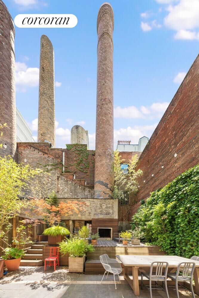 Property Photo:  130 Jackson Street 1E  NY 11211 