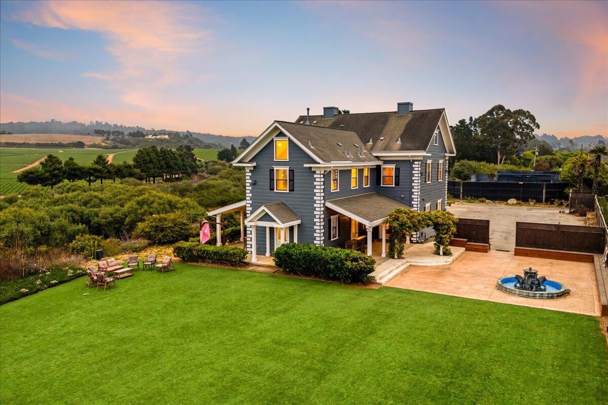 Property Photo:  1258 San Andreas Road  CA 95076 