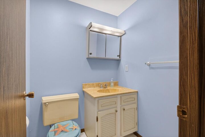 Property Photo: 609 Washington Street WI 54971