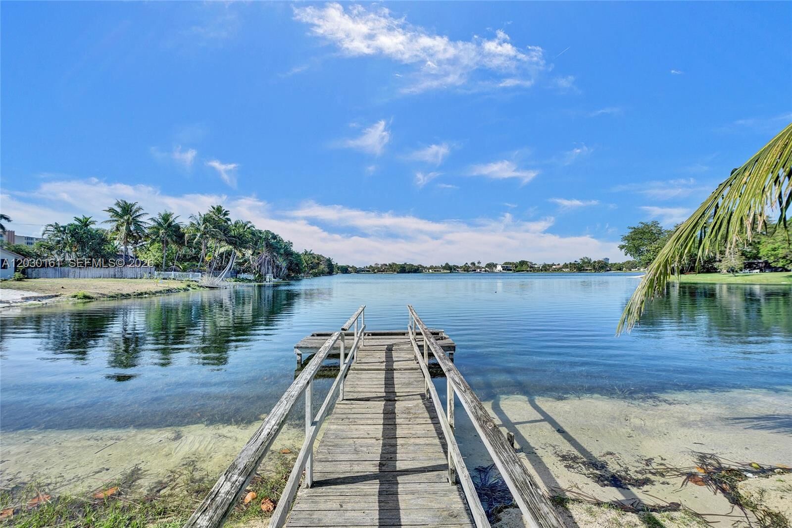 Property Photo:  1825 NE 187th St  FL 33179 