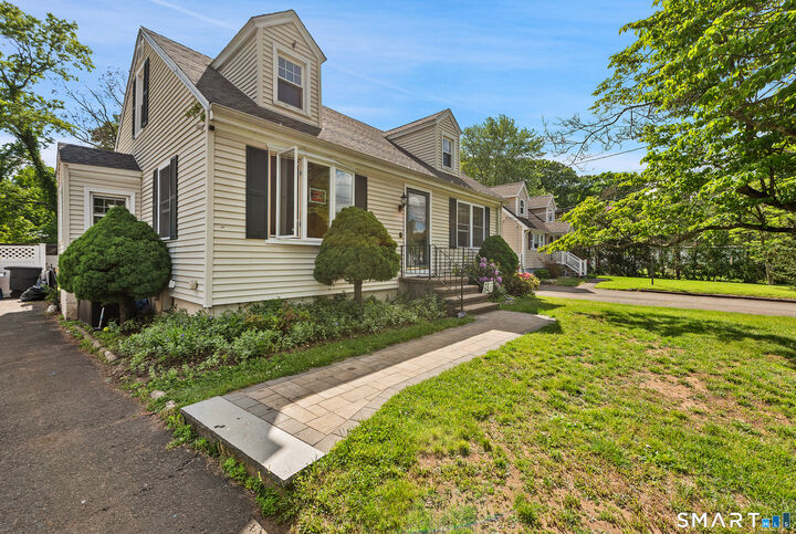 Property Photo:  24 Postman Highway  CT 06473 
