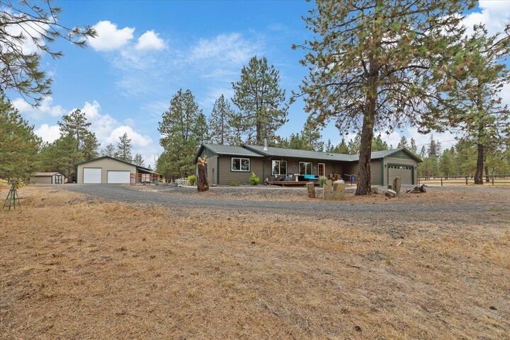 Property Photo:  25106 W Carman Ln  WA 99004 
