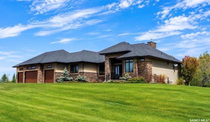 Property Photo: 139 Grandview Trail SK S7T 0W5
