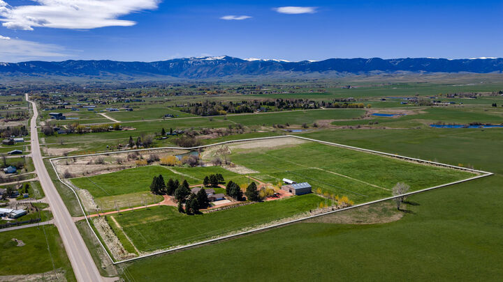 Property Photo: 4400 Big Horn Avenue WY 82801