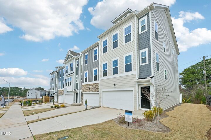 Property Photo:  10923 Bayflower Way  NC 27617 