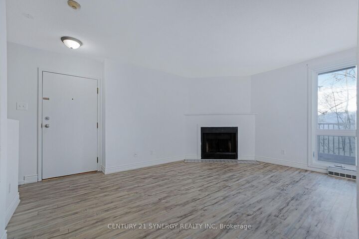 Property Photo:  1589 St Bernard Street 403  ON K1T 3H7 