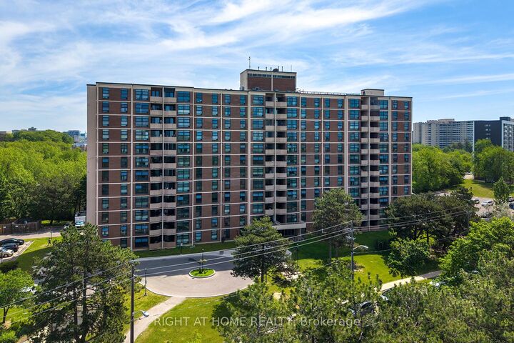 335 Driftwood Avenue 608 — photo 1