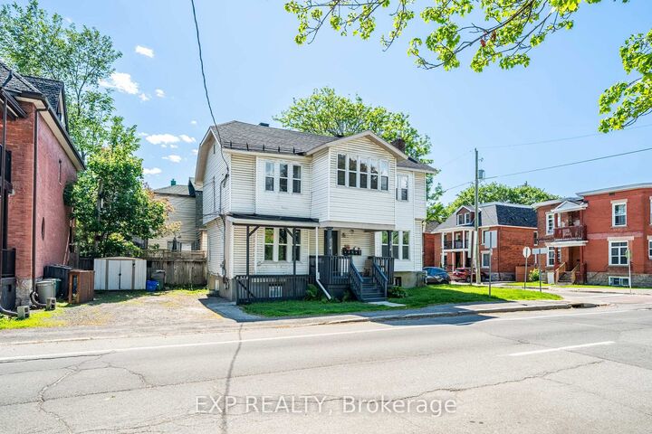 Property Photo:  514 Lyon Street N  ON K1R 5X9 