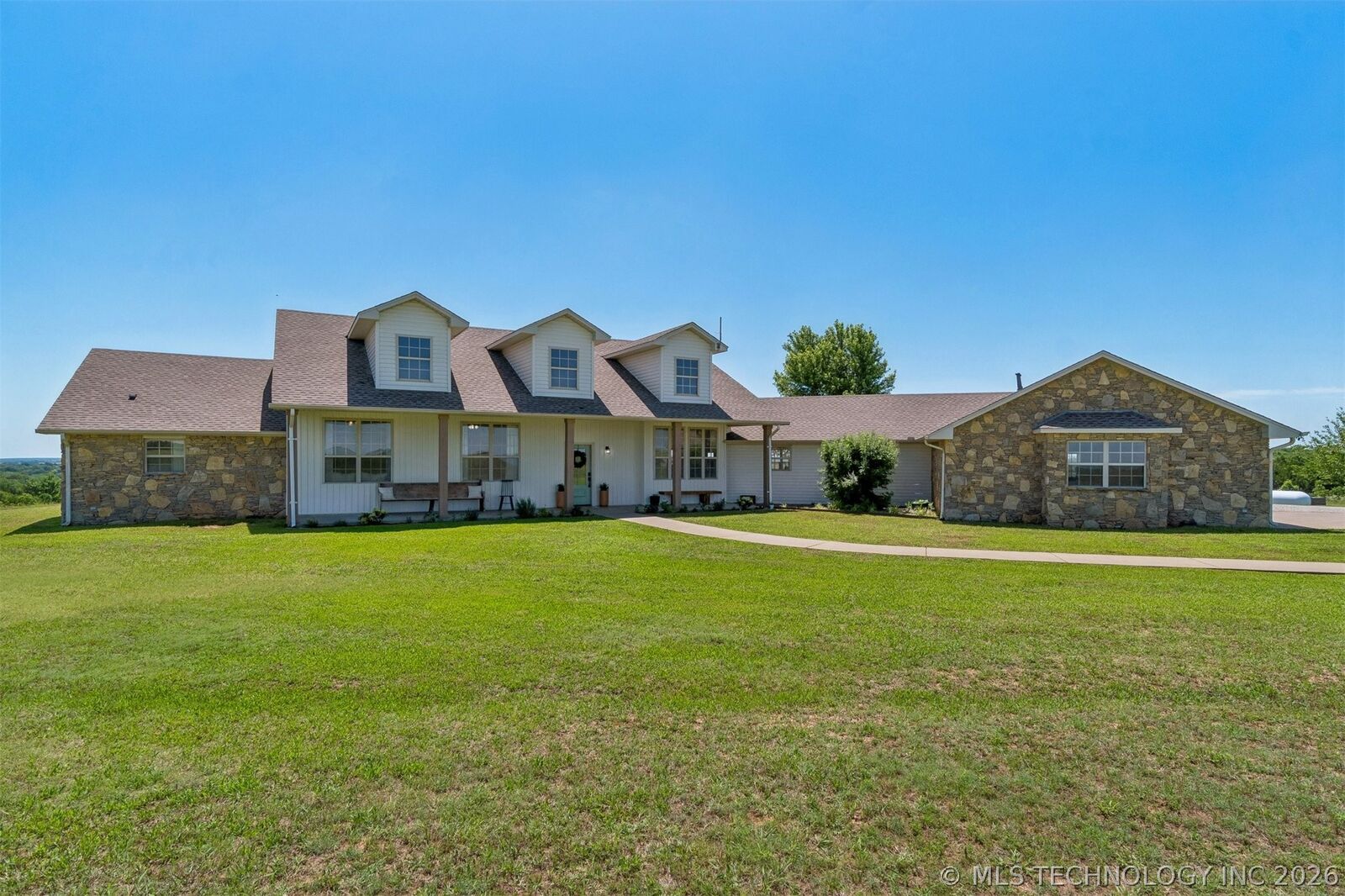 Property Photo: 770696 S 3510 Road OK 74023