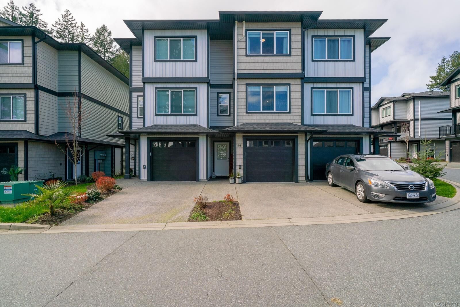 Property Photo: 600 Ninth St #126 BC V9R 0L4
