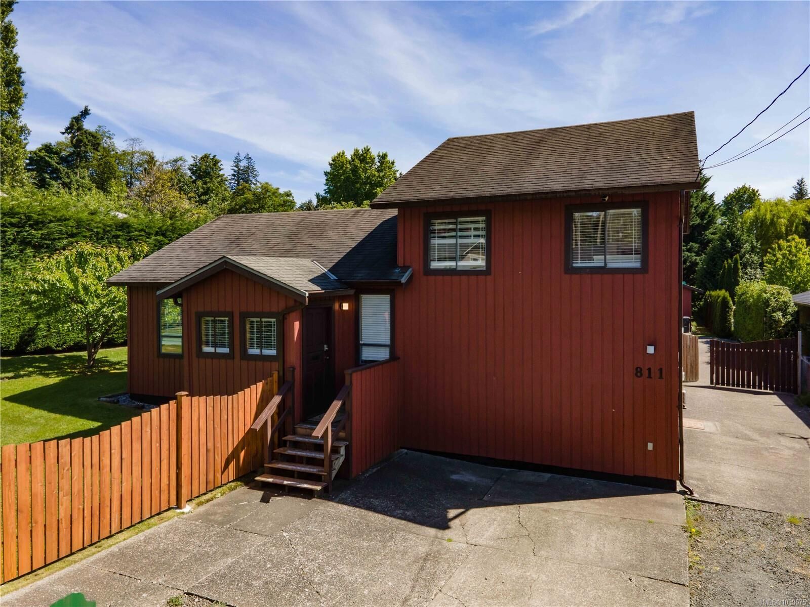 Photo de la propriété:  811 Nicholls Rd  BC V9W 3P7 