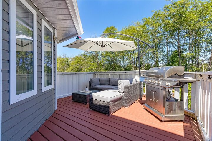 Property Photo:  840 Ankathem Pl  BC V9B 5J4 