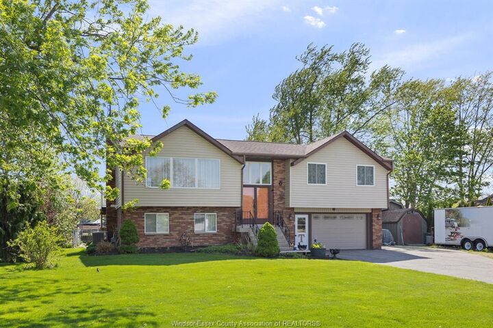 Property Photo: 19079 Blue Water Avenue ON N0P 2L0