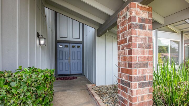 Property Photo: 2788 Catania Way CA 95826