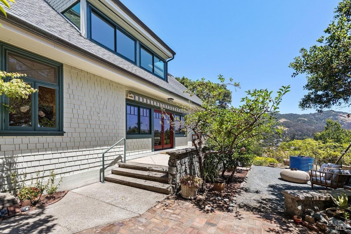 Property Photo:  30 Coleman Drive  CA 94901 