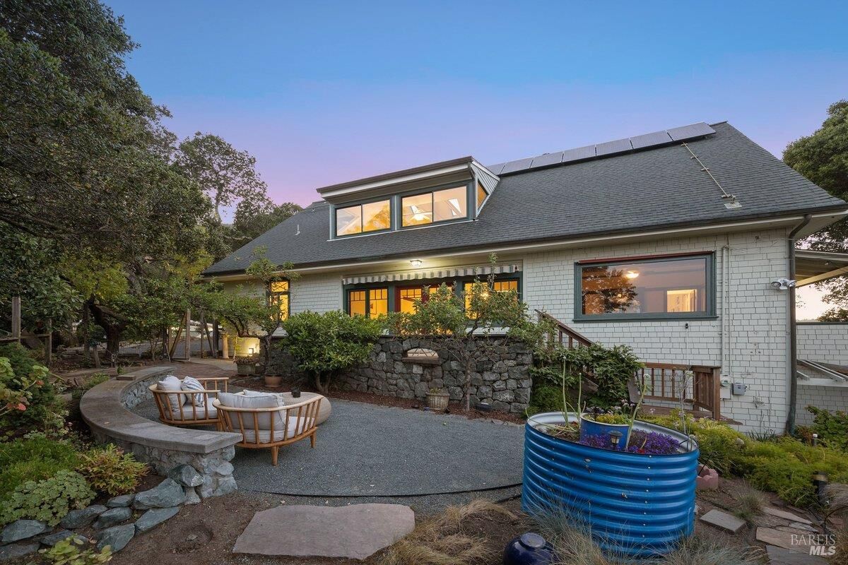 Property Photo:  30 Coleman Drive  CA 94901 