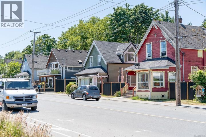 Property Photo:  9712 Chemainus Road  BC V0R 1K0 