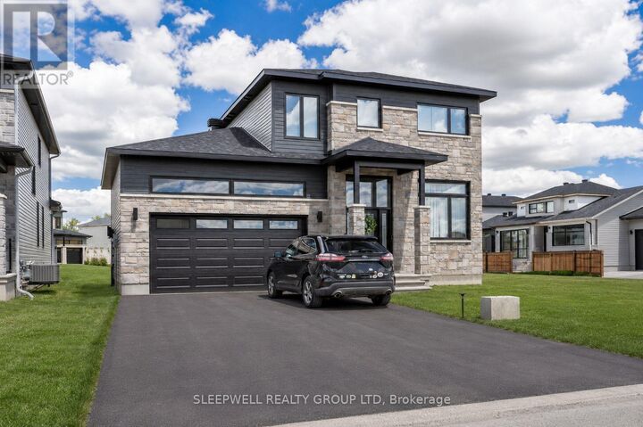 Property Photo:  447 Annette Drive B  ON K0A 1W0 