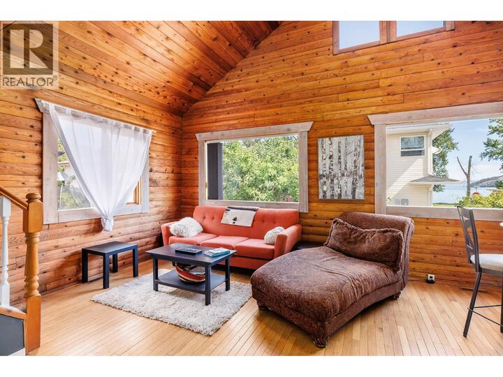 Property Photo: 73 Elk Street BC V1H 2A1