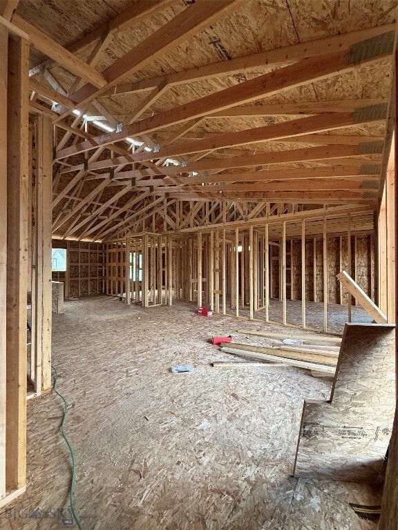 Property Photo:  