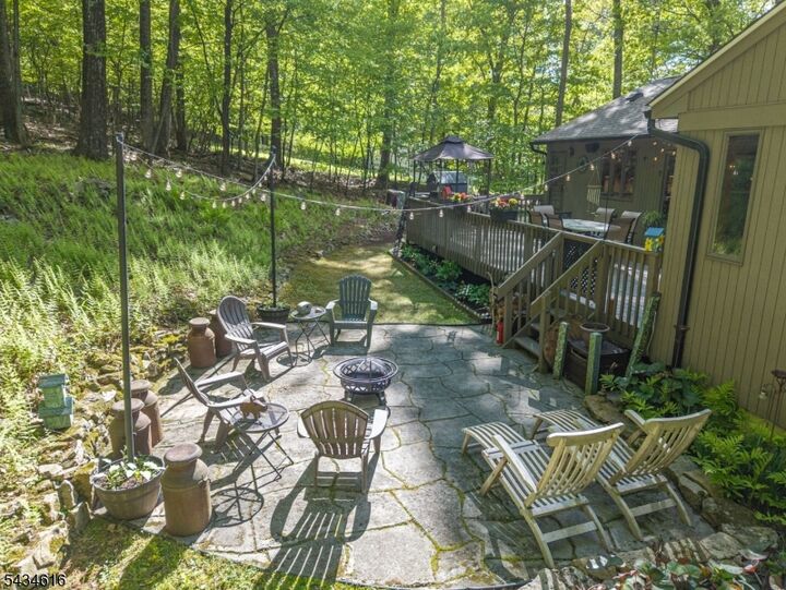 Property Photo:  616 Woodglen Rd  NJ 08826 