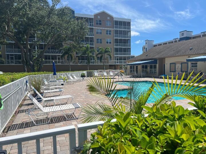 Property Photo: 960 Starkey Road 10305 FL 33771