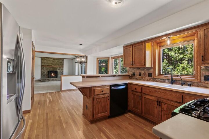 Property Photo:  2230 Stony Ridge Dr  WI 53189 
