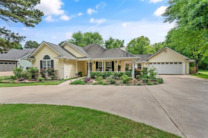 Property Photo:  608 Green Meadow Trail  TX 75765 