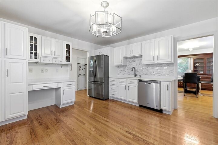 Property Photo:  19 Elm Ct  MA 01810 