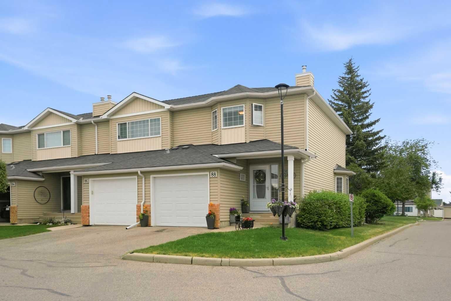 Property Photo:  88 Chaparral Ridge Terrace SE  AB T2X 3N6 